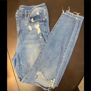 Wild Fable Light High Rise Blue Distressed Jeans Size 8